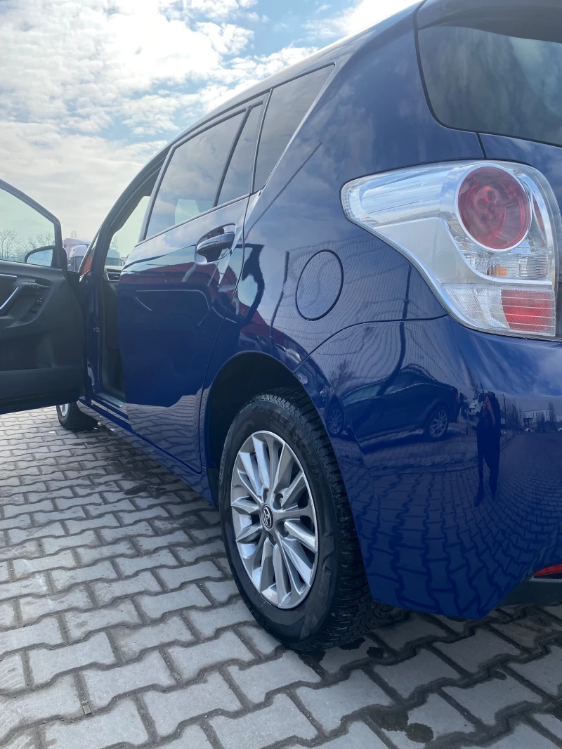 Toyota Verso Toyota Verso, 1.6 D4D, 6+ 1 , снимка 6 - Автомобили и джипове - 49297598