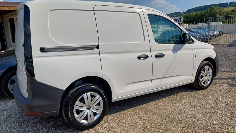 VW Caddy 2.0TDI EURO 6D Лизинг КАТО НОВА, снимка 10 - Автомобили и джипове - 50941973