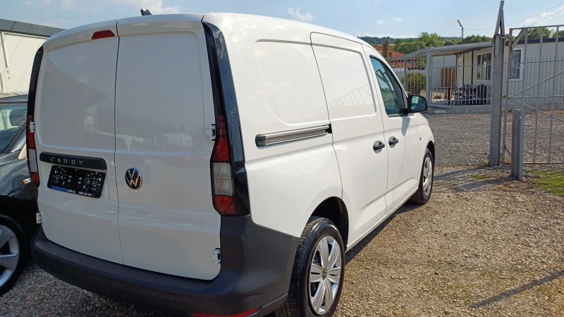 VW Caddy 2.0TDI EURO 6D Лизинг КАТО НОВА, снимка 11 - Автомобили и джипове - 50941973