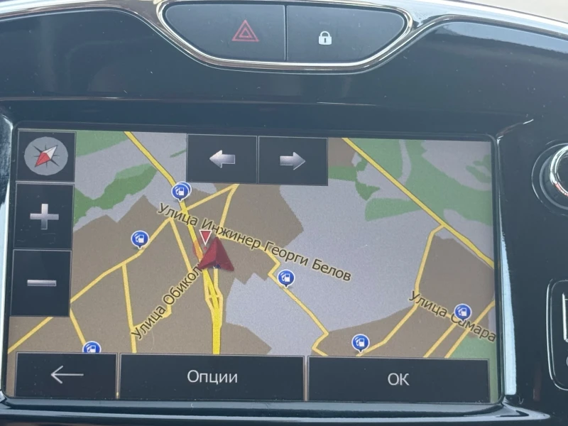 Renault Clio АВТОМАТИК!НАВИГАЦИЯ!СЕРВИЗНА ИСТОРИЯ!, снимка 10 - Автомобили и джипове - 52228939