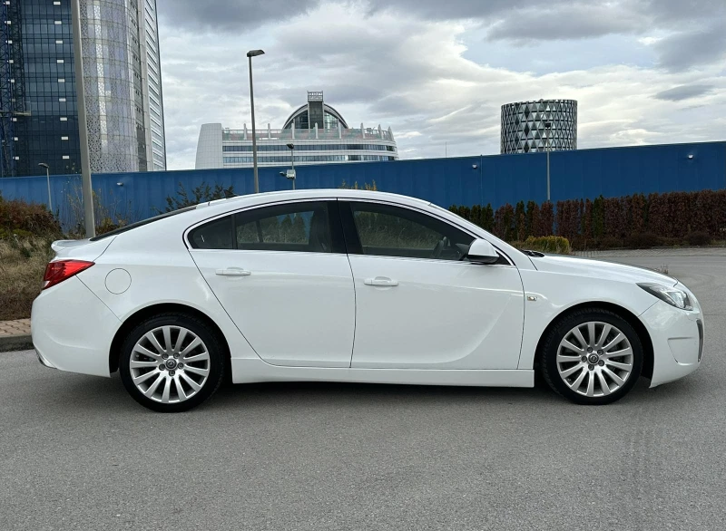 Opel Insignia 2.8 OPC* 4X4* TOP FULL* ШВЕЙЦАРИЯ* , снимка 8 - Автомобили и джипове - 52579107
