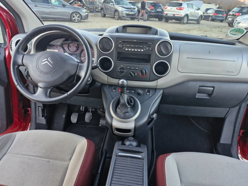 Citroen Berlingo 1, 6i* 109psAC* PANO* TUV, снимка 12 - Автомобили и джипове - 52757310