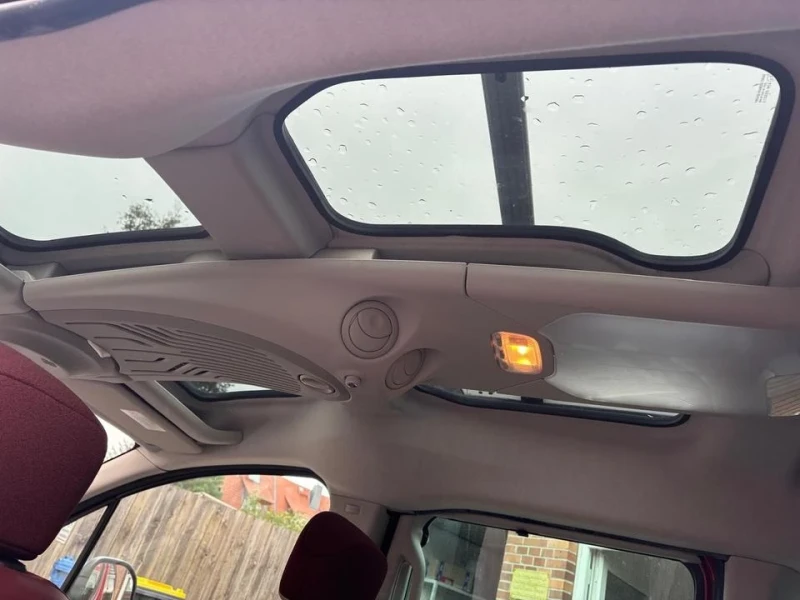 Citroen Berlingo 1, 6i* 109psAC* PANO* TUV, снимка 9 - Автомобили и джипове - 52757310