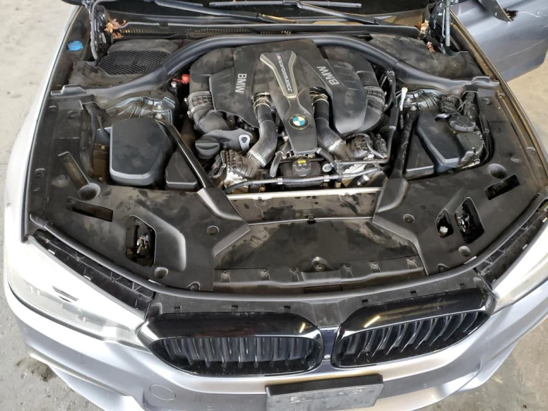 BMW 550 M550XI| SHADOWLINE| SOFT-CLOSE| HuD| HARMAN| ЩОРИ, снимка 11 - Автомобили и джипове - 52911664