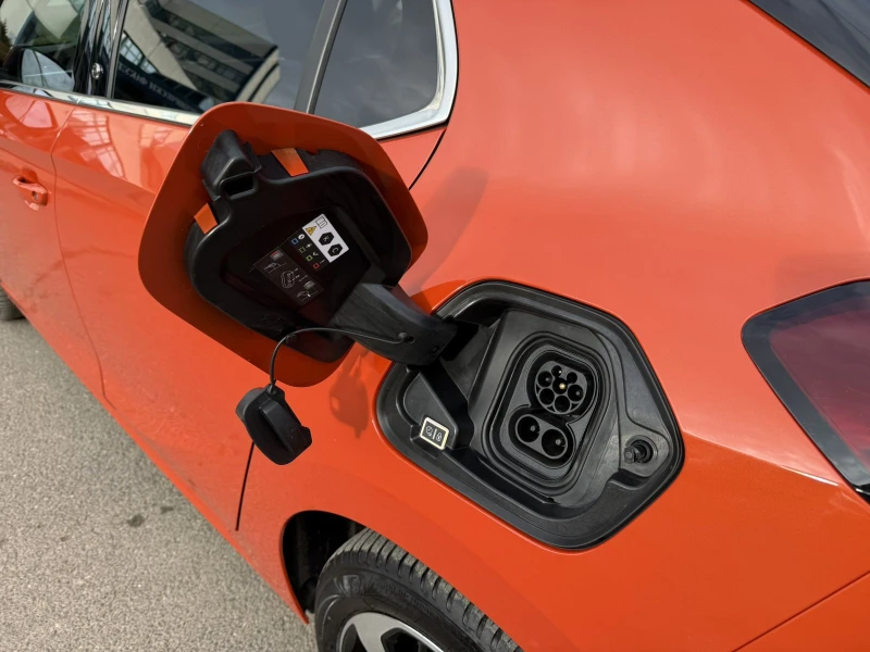 Opel Corsa e-Elegance* 50kw* Като Нова, снимка 14 - Автомобили и джипове - 53388442