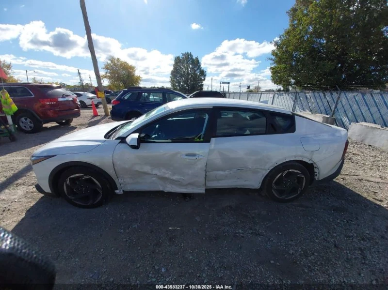 Kia K4 2.0L I-4 DOHC, VVT, 147HP Front Wheel Drive, снимка 6 - Автомобили и джипове - 53443275