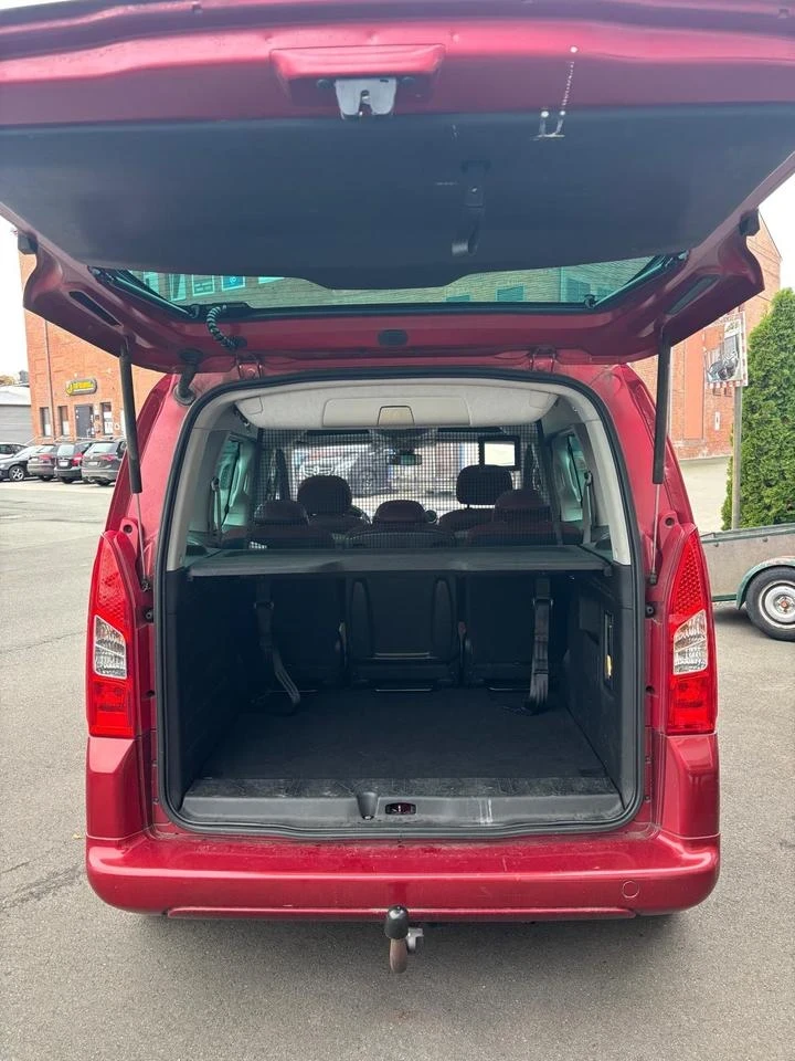 Citroen Berlingo 1, 6i* 109psAC* PANO* TUV, снимка 10 - Автомобили и джипове - 52757310