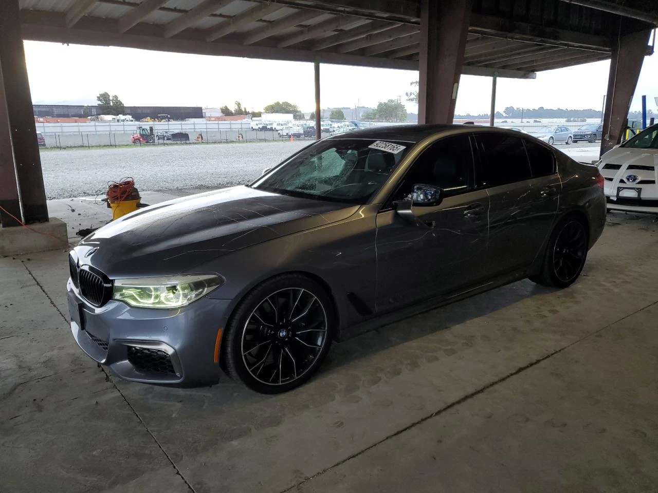 BMW 550 M550XI| SHADOWLINE| SOFT-CLOSE| HuD| HARMAN| ���� | Mobile.bg � ����������� 1