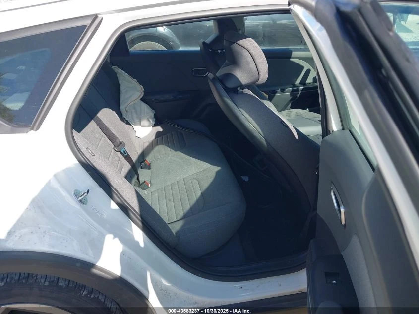 Kia K4 2.0L I-4 DOHC, VVT, 147HP Front Wheel Drive | Mobile.bg � ����������� 13