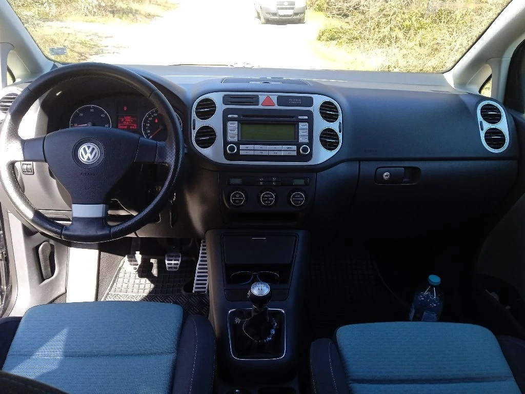 VW Golf Plus 1.9TDI/105кс, снимка 8 - Автомобили и джипове - 53840515