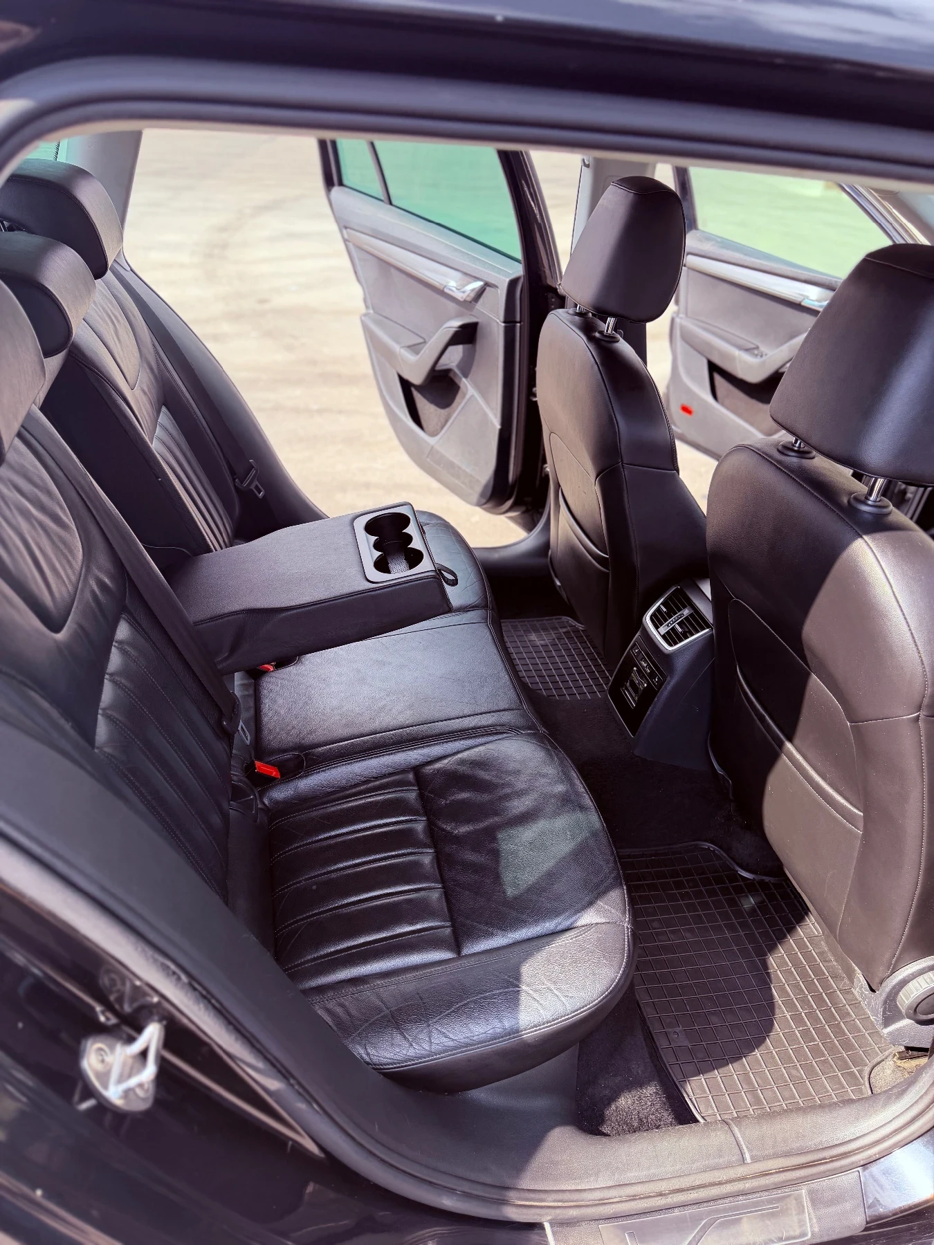 Skoda Octavia, снимка 11 - Автомобили и джипове - 53862425