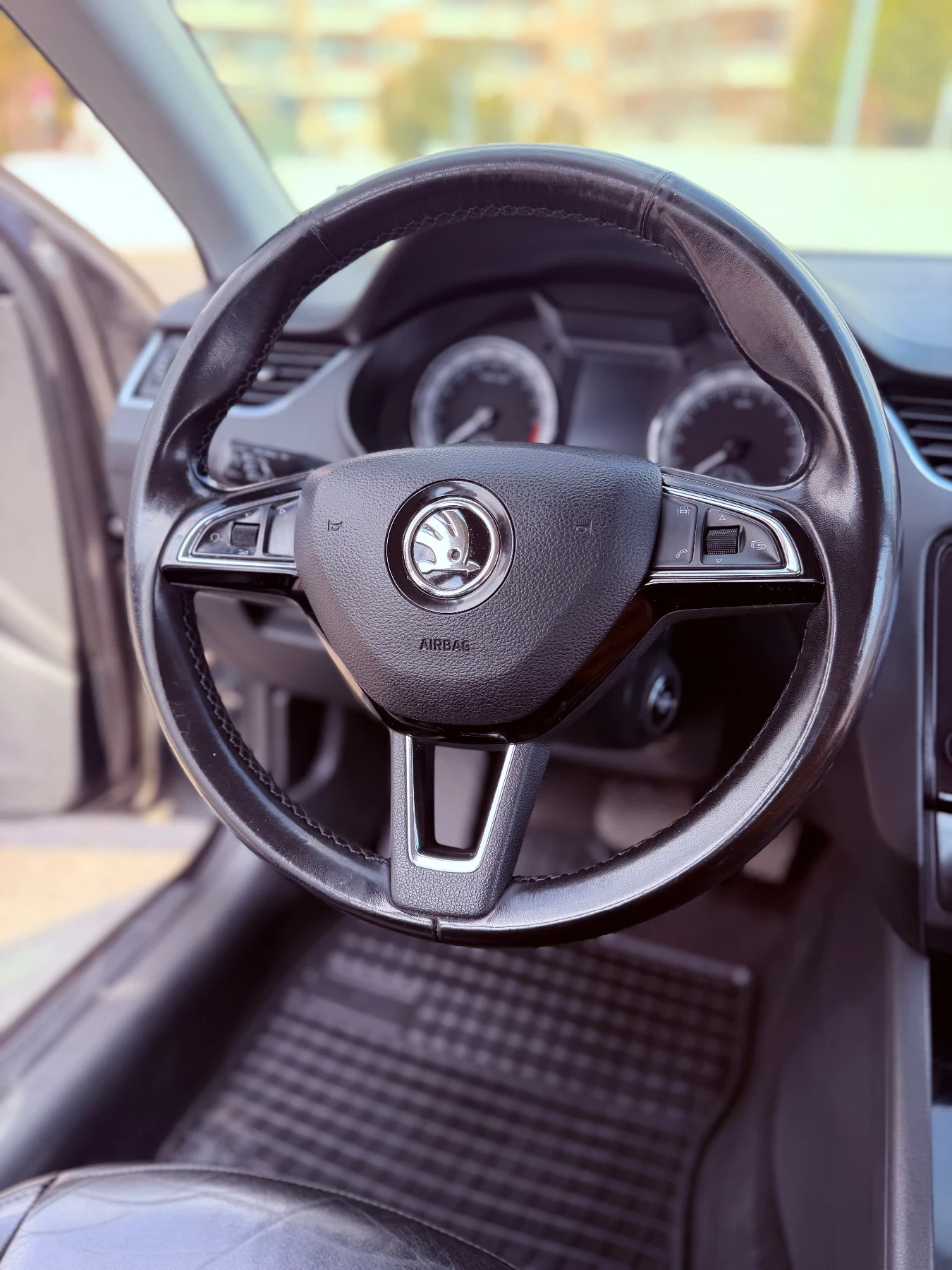 Skoda Octavia, снимка 8 - Автомобили и джипове - 53862425