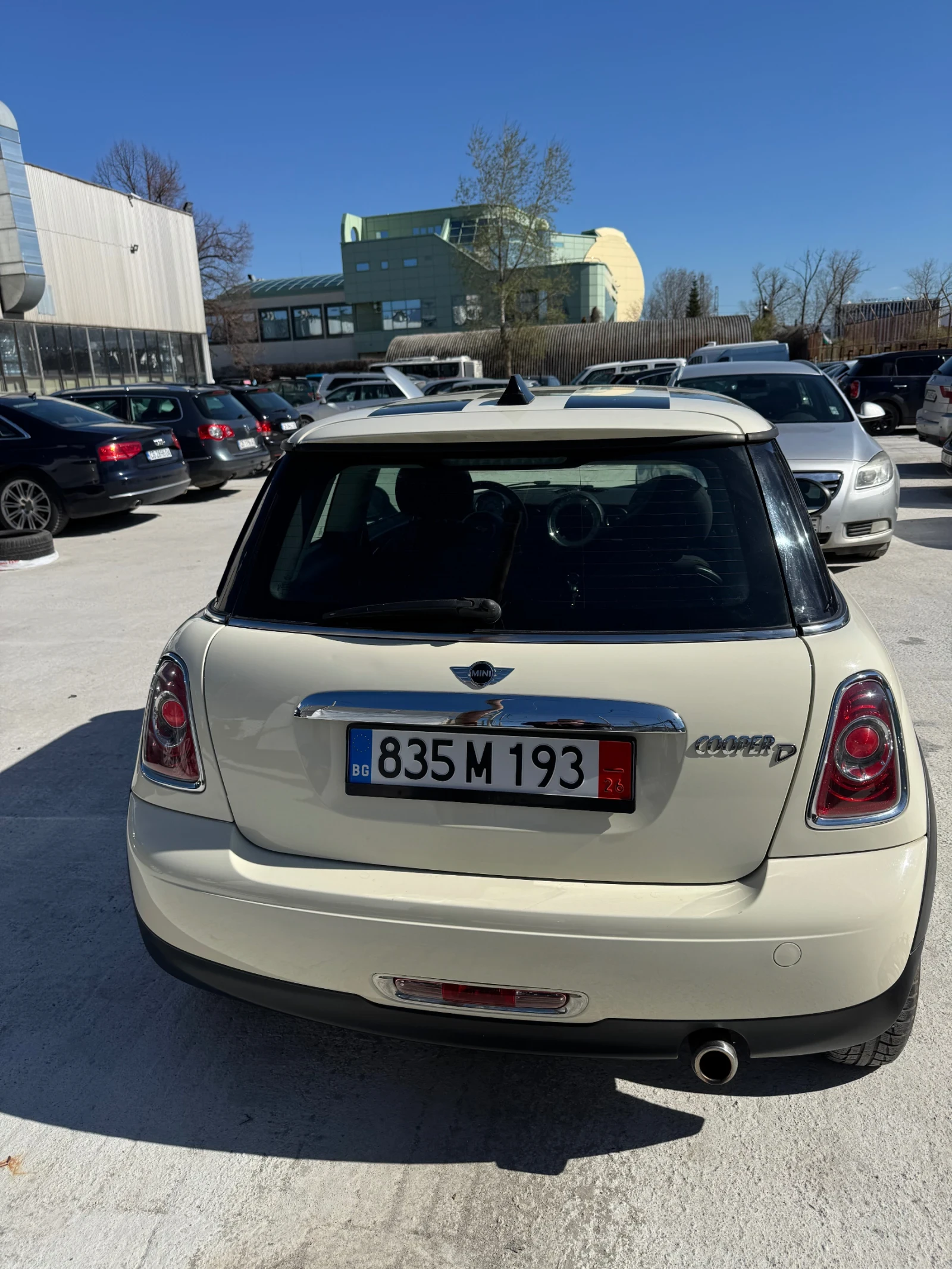 Mini Cooper MINI Cooper D 2013 Automatic-Ново Турбо-Уникален, снимка 4 - Автомобили и джипове - 54256910