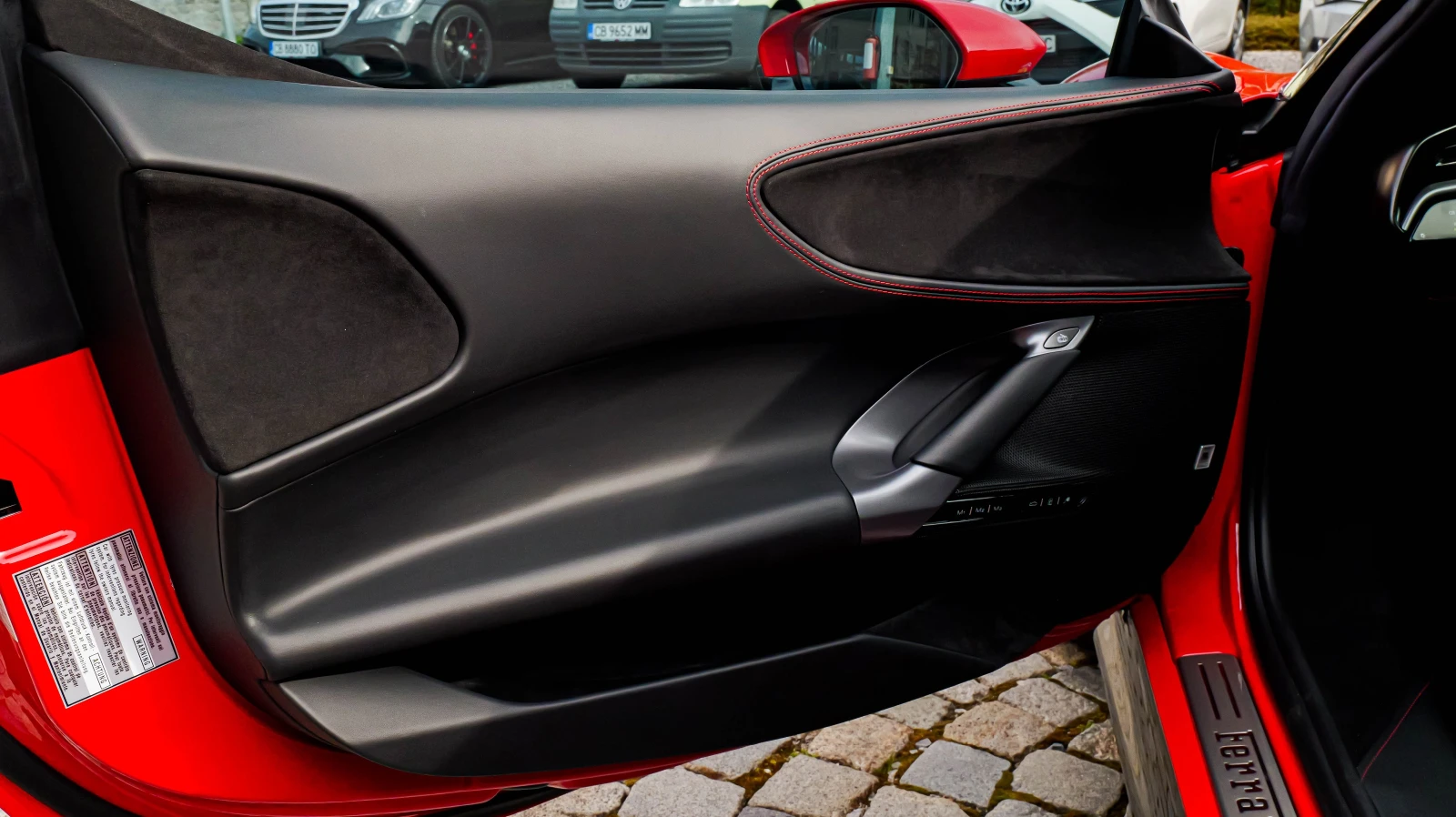 Ferrari SF 90 Stradale Plug-in Hybrid | Mobile.bg � ����������� 11