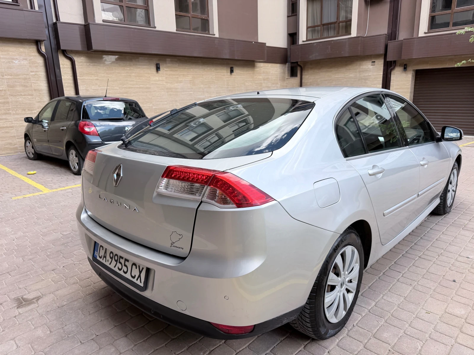 Renault Laguna, снимка 4 - Автомобили и джипове - 54541188