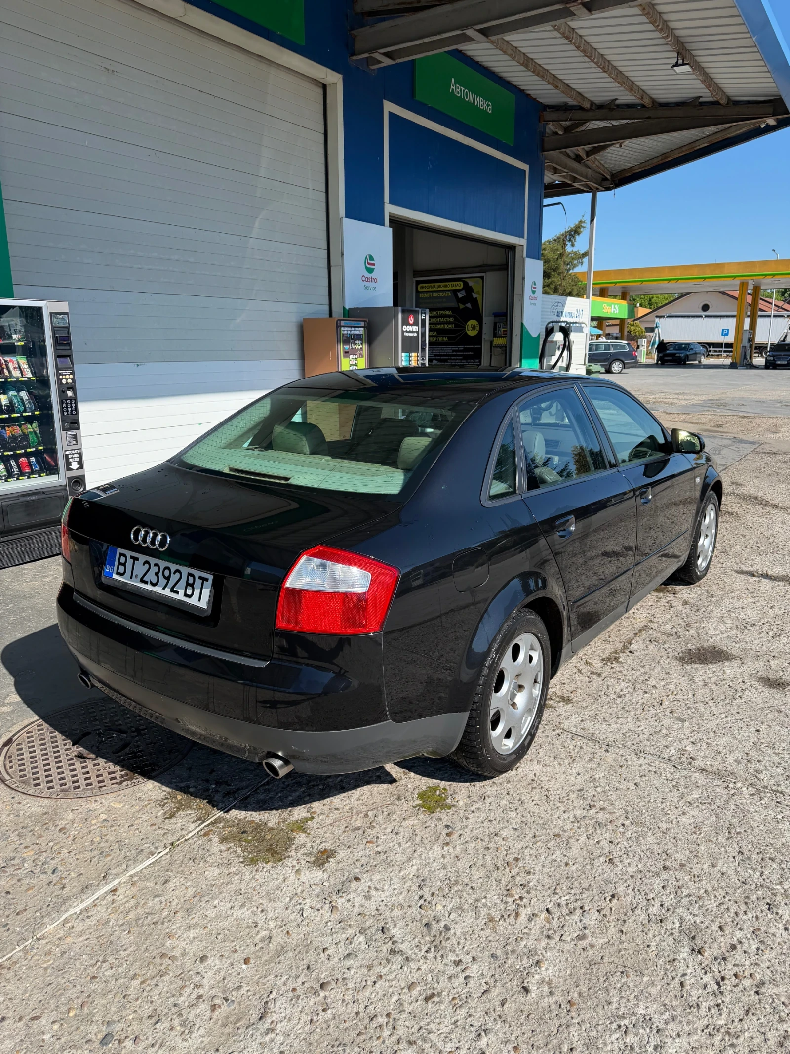 Audi A4 3.0I ВНОС ОТ ШВЕЙЦАРИЯ , снимка 6 - Автомобили и джипове - 54705053