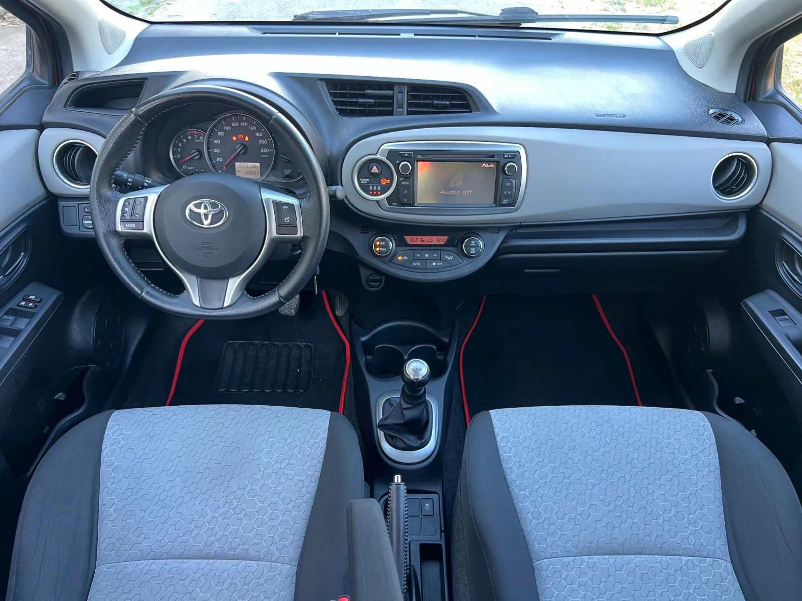 Toyota Yaris БЕНЗИН КАМЕРА , снимка 12 - Автомобили и джипове - 54723888