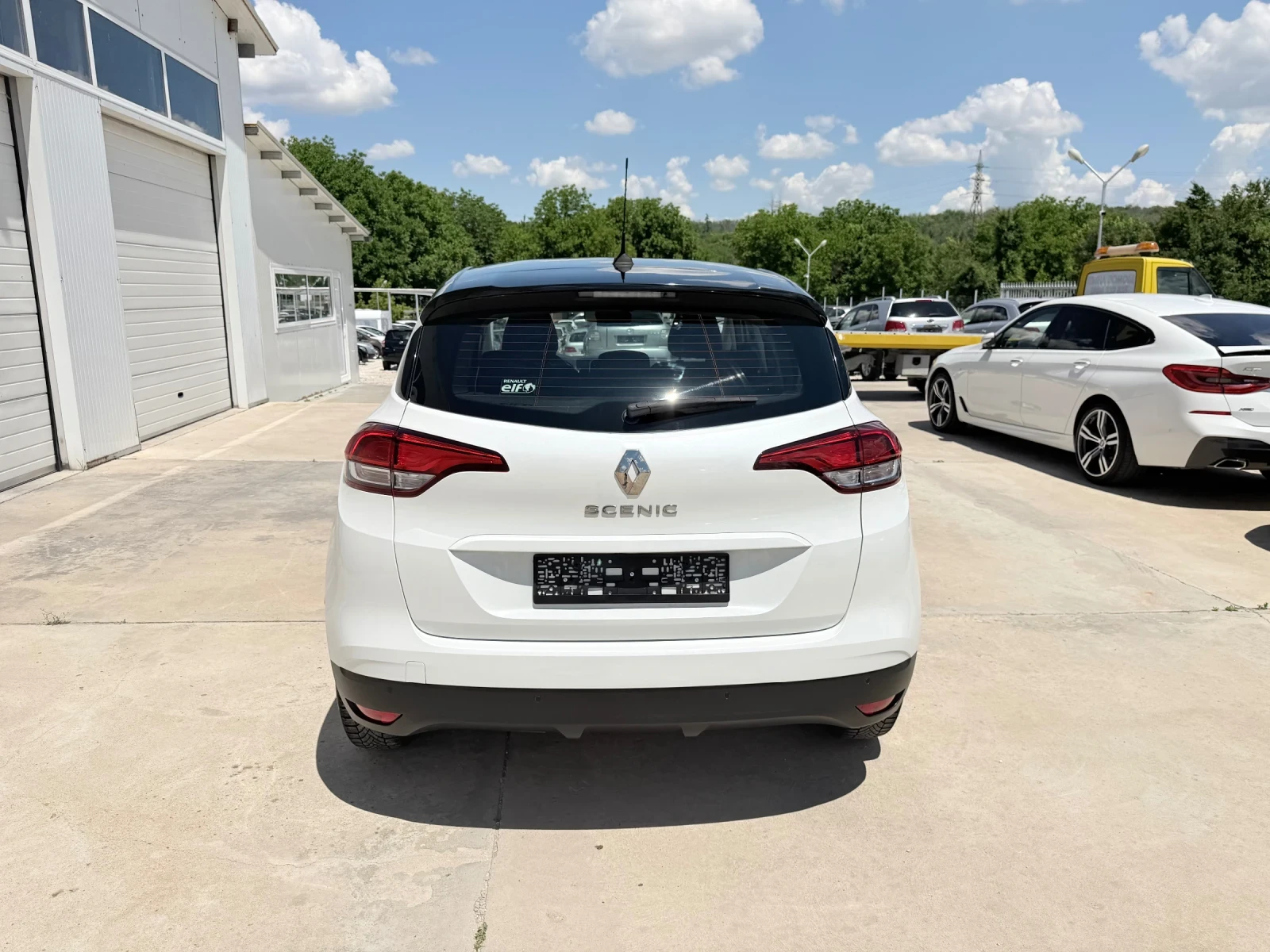 Renault Scenic 1.7dci 120k.c* Navi* LIMITED* Kamera* FULL* , снимка 6 - Автомобили и джипове - 54839992