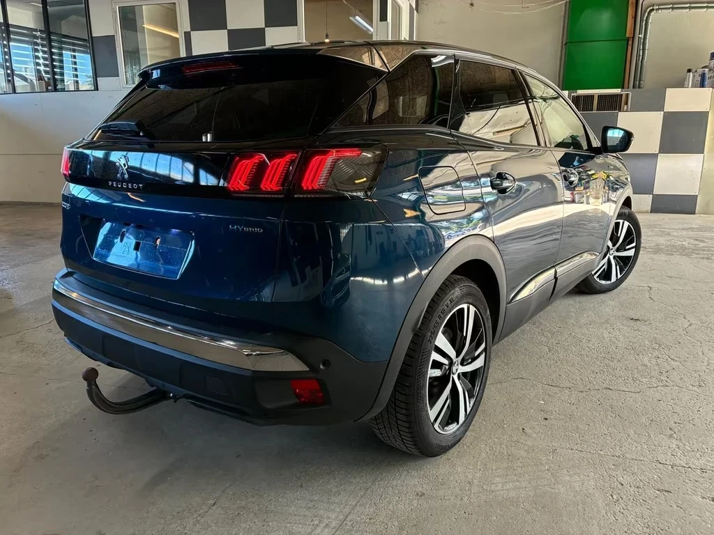 Peugeot 3008 Allure Pack 225ps Plug in Hybrid DK, снимка 4 - Автомобили и джипове - 54898432