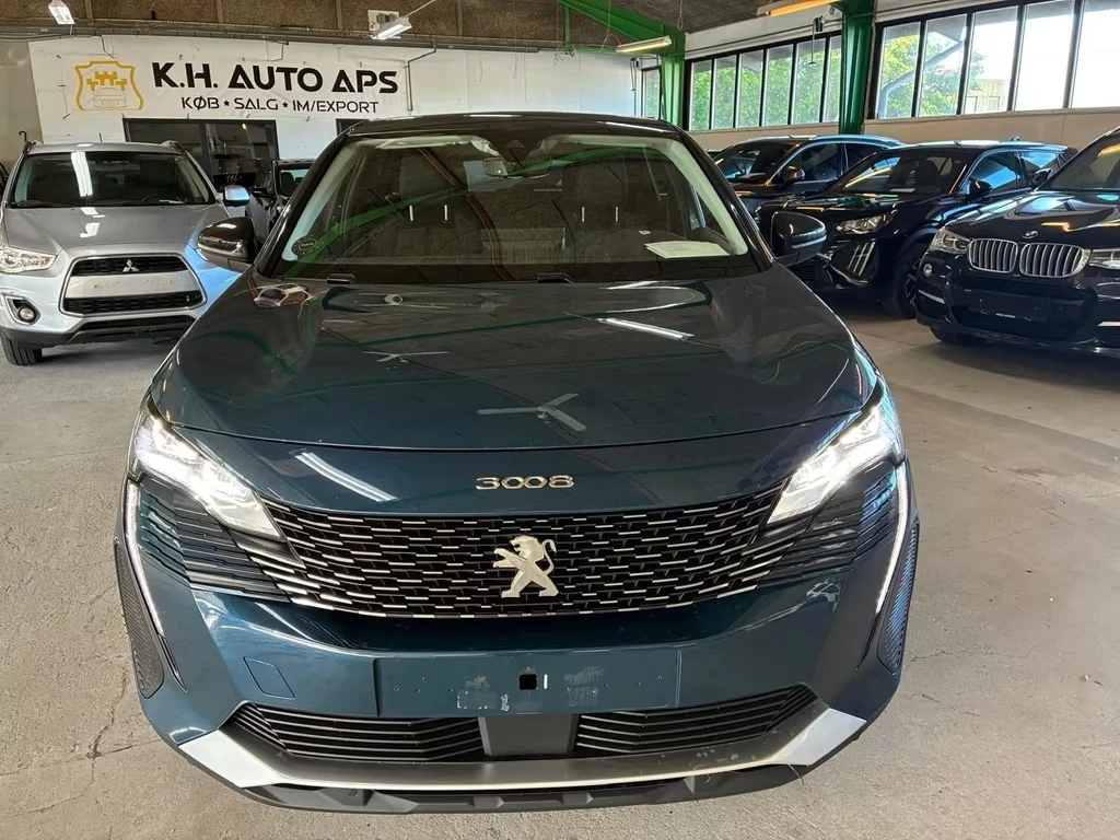 Peugeot 3008 Allure Pack 225ps Plug in Hybrid DK, снимка 2 - Автомобили и джипове - 54898432
