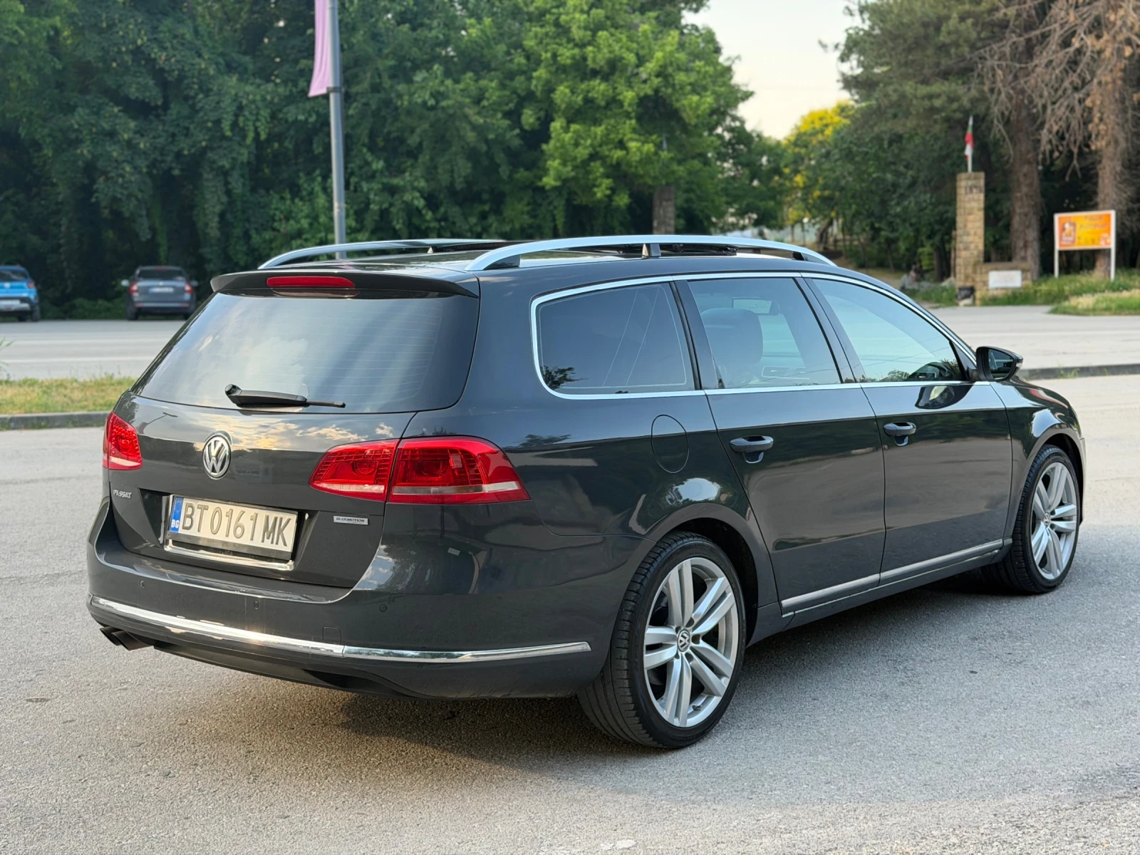 VW Passat 2.0TDI High line, снимка 4 - Автомобили и джипове - 55016940