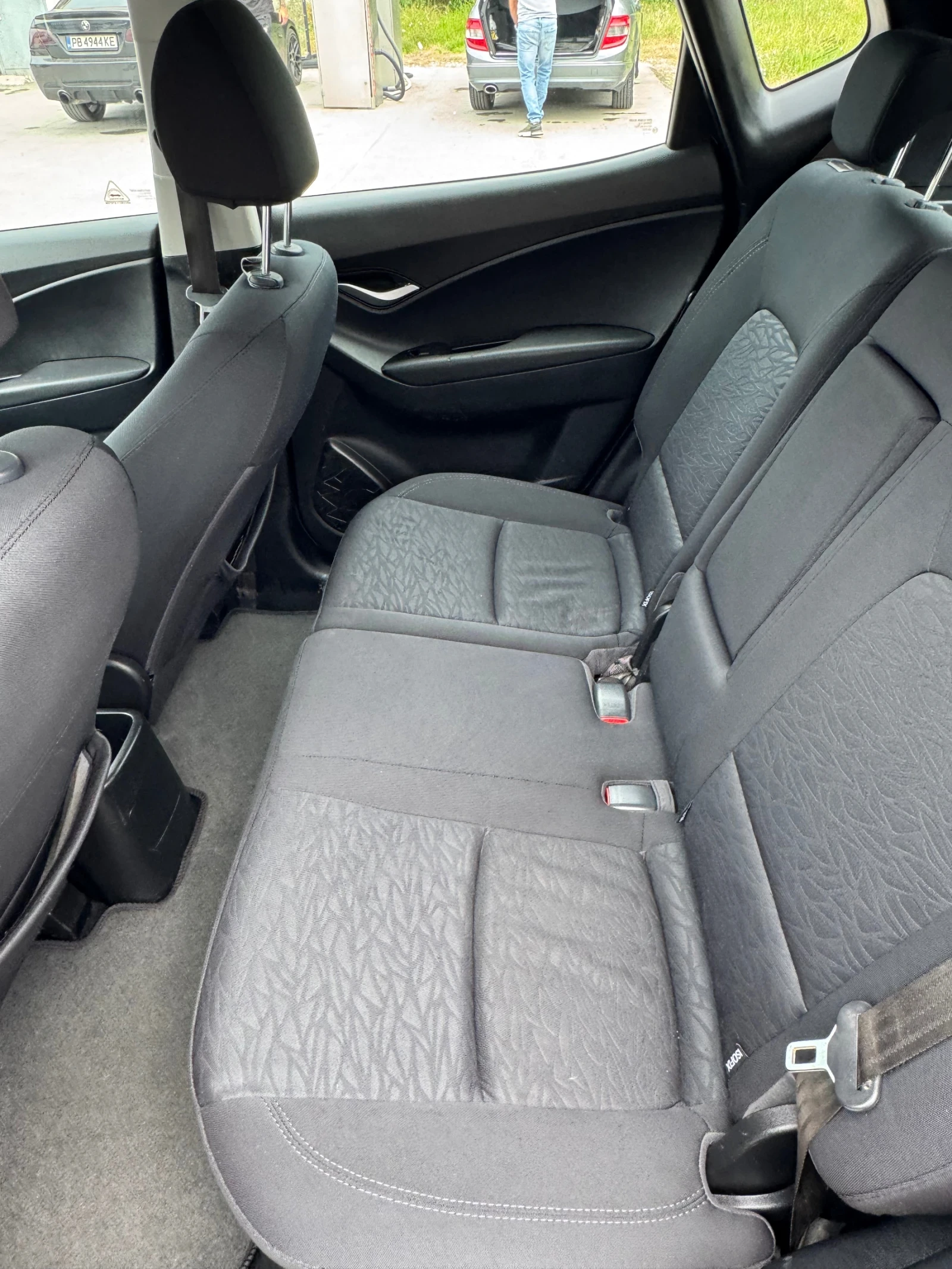 Hyundai Ix20 TOP* 1.4* , снимка 14 - Автомобили и джипове - 55025239