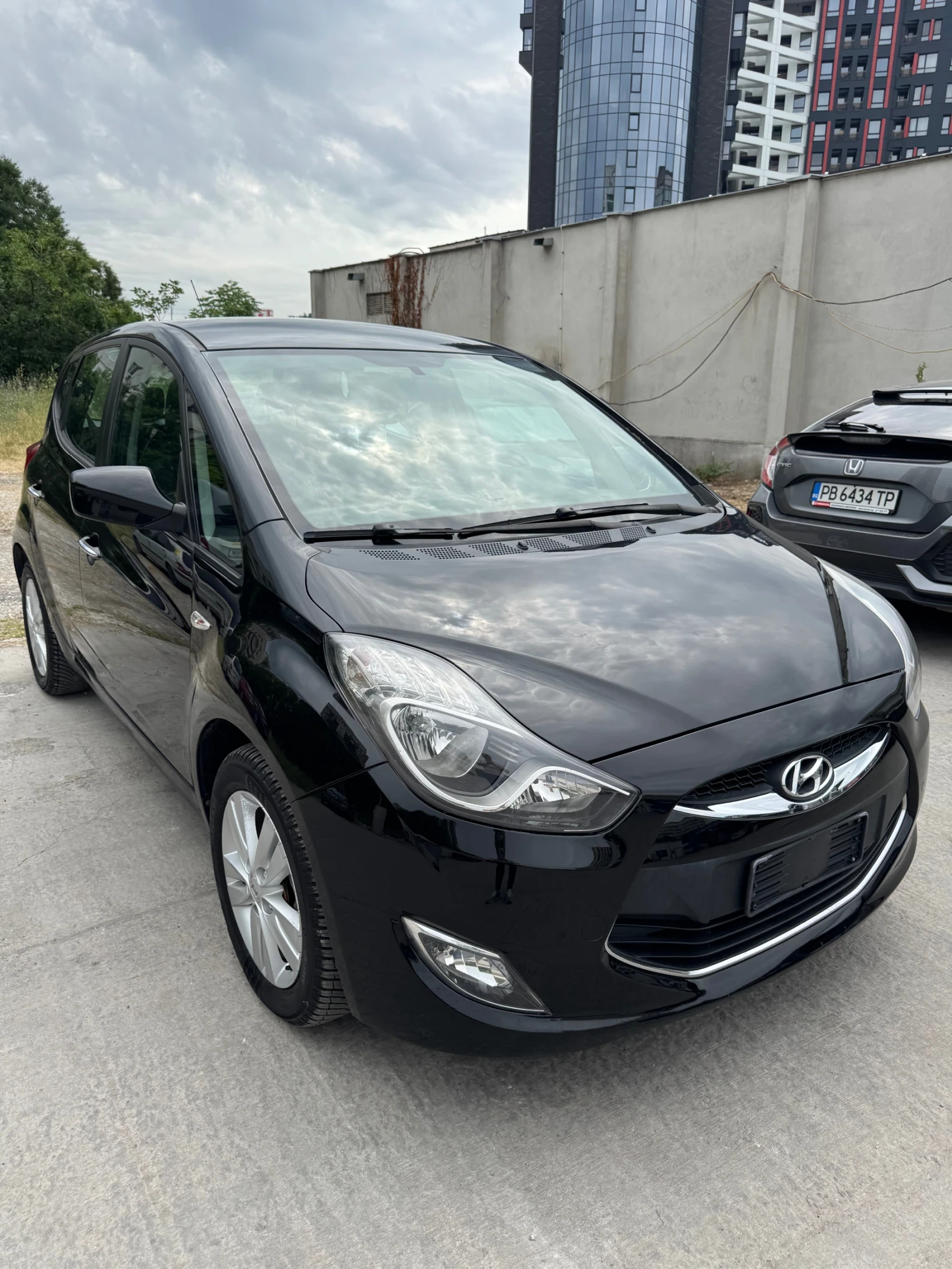 Hyundai Ix20 TOP* 1.4* , снимка 2 - Автомобили и джипове - 55025239