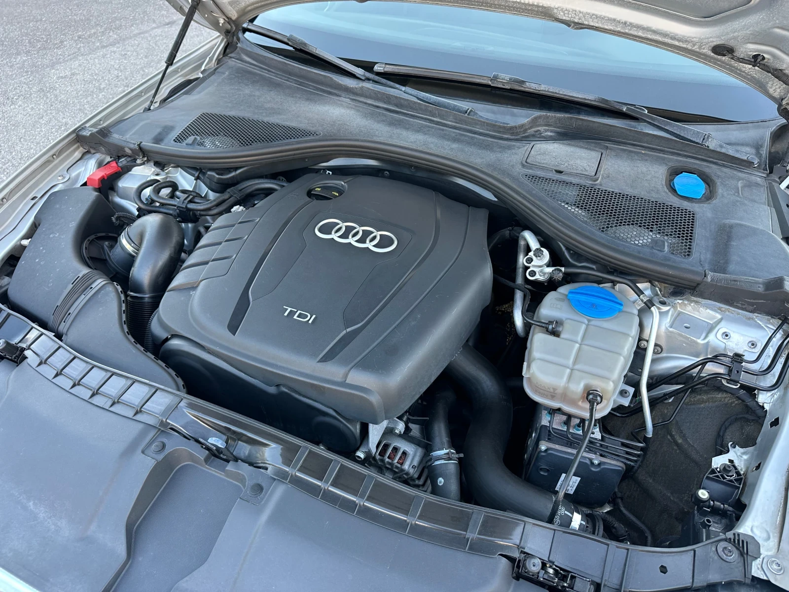 Audi A6 2.0TDI-ITALY, снимка 16 - Автомобили и джипове - 55107279