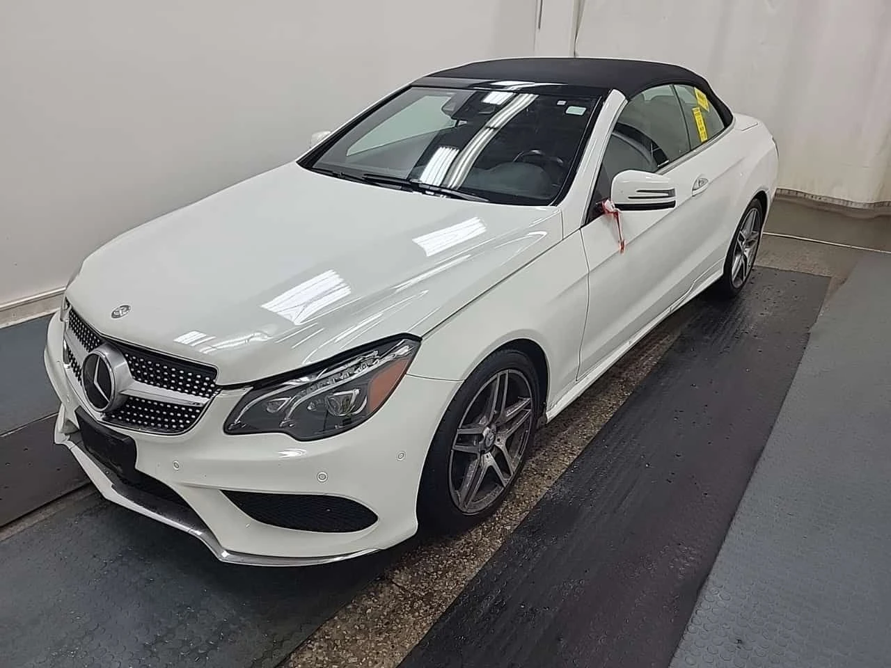 Mercedes-Benz E 400 * 2dr Cabriolet RWD * CARFAX * БЕЗ ПЪРВОНАЧАЛНА ВН