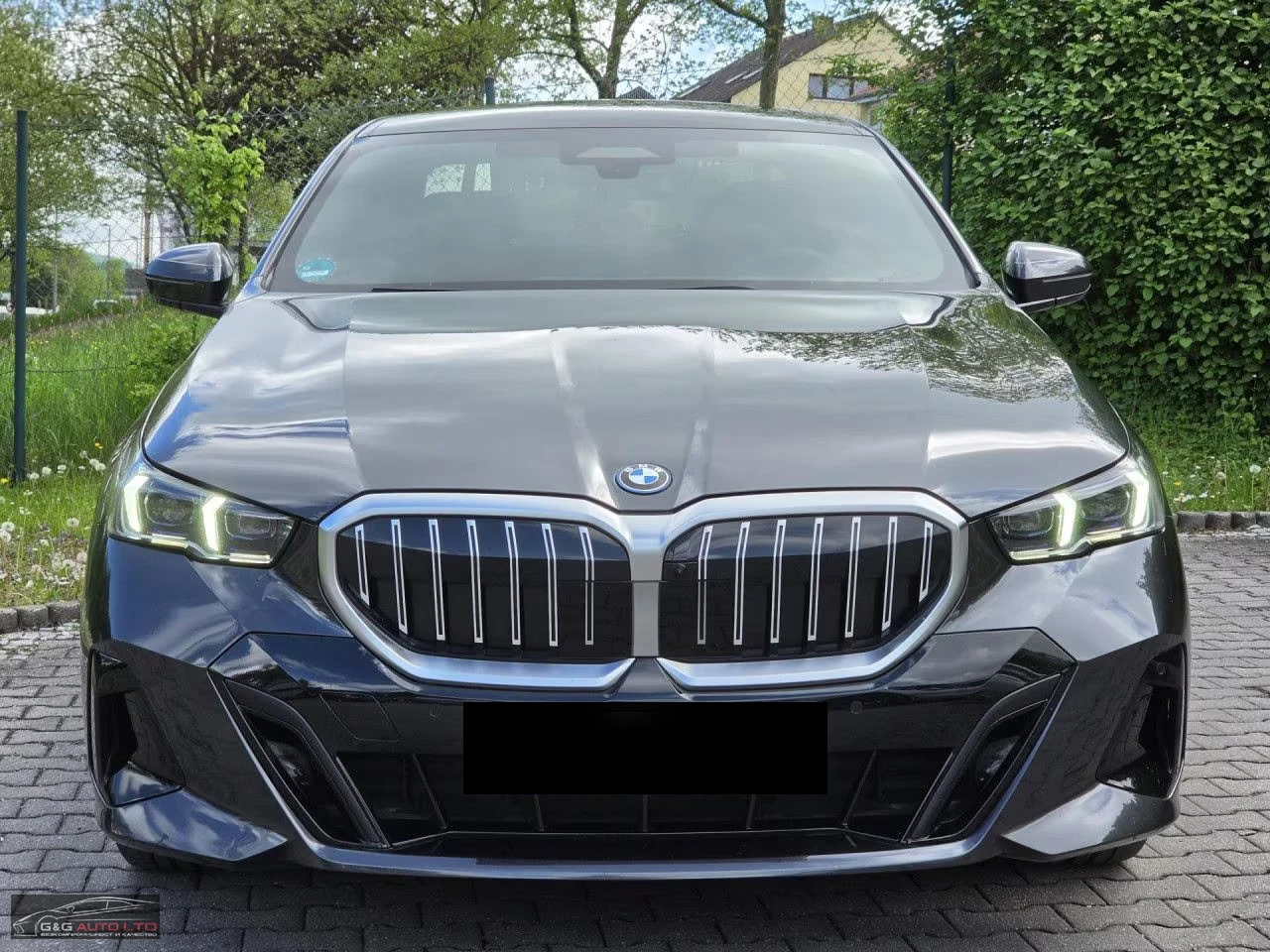 BMW 550 e/510HP/PANO/360/MEMO/750z, снимка 2 - Автомобили и джипове - 55661961