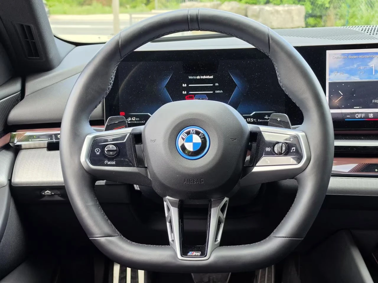 BMW 550 e/510HP/PANO/360/MEMO/750z, снимка 7 - Автомобили и джипове - 55661961