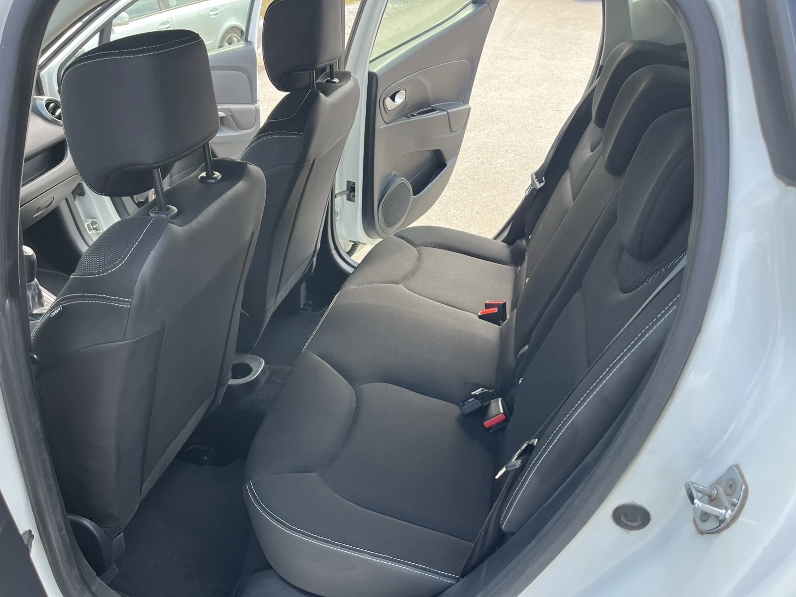 Audi A3 1.5 DCI 75кс EURO 5В КЛИМАТРОНИК ВНОС ИТАЛИЯ, снимка 9 - Автомобили и джипове - 55789899