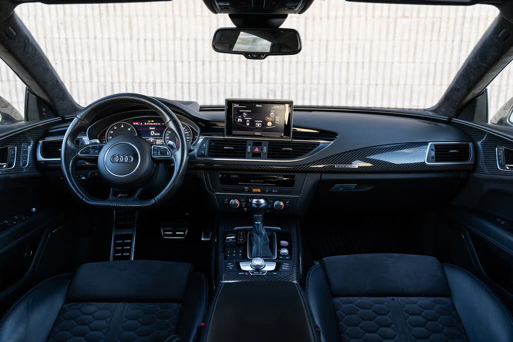 Audi Rs7 PERFORMANCE* CARBON CERAMIC* MATRIX* КРАЙНА ЦЕНА, снимка 10 - Автомобили и джипове - 56545492