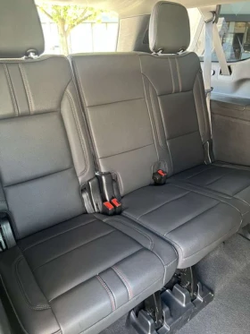 Chevrolet Suburban RST, снимка 11