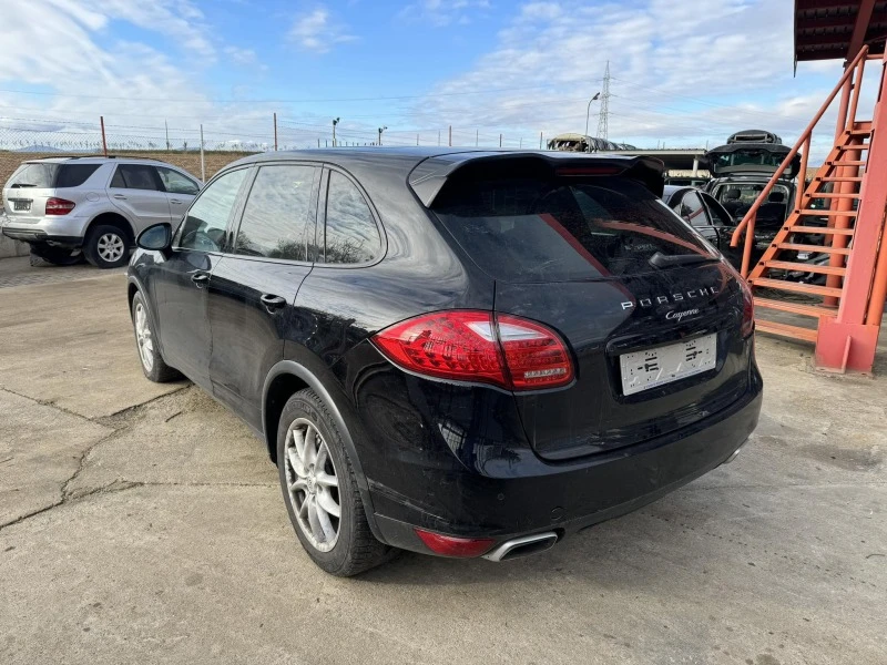 Porsche Cayenne 3.0, снимка 5 - Автомобили и джипове - 42973495