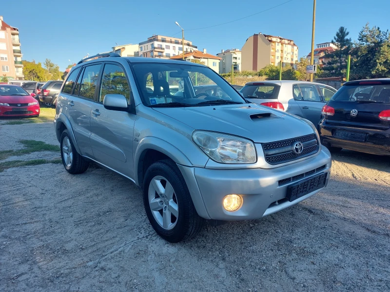 Toyota Rav4 2.0D4D , снимка 6 - Автомобили и джипове - 47437671