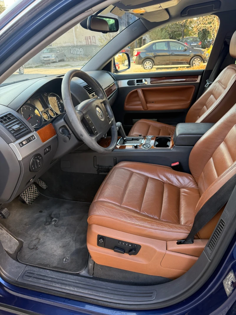 VW Touareg 2, 5 tdi, снимка 8 - Автомобили и джипове - 47841956