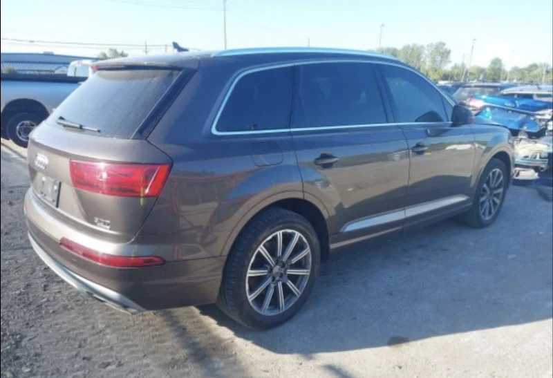 Audi Q7 PREMIUM, снимка 5 - Автомобили и джипове - 48516069