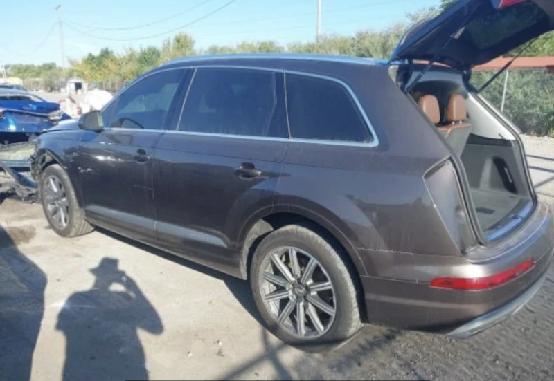 Audi Q7 PREMIUM, снимка 4 - Автомобили и джипове - 48516069