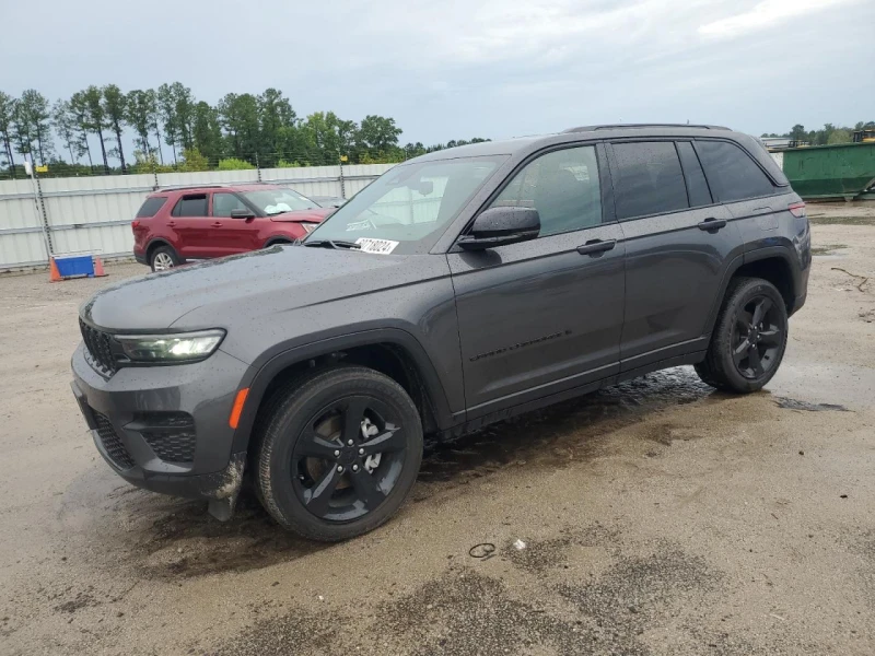 Jeep Grand cherokee Подгрев* Камера* Keyless* 35хил.км, снимка 1 - Автомобили и джипове - 48603020