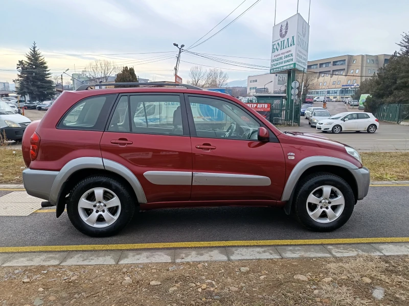 Toyota Rav4 2.0D, снимка 4 - Автомобили и джипове - 48891988