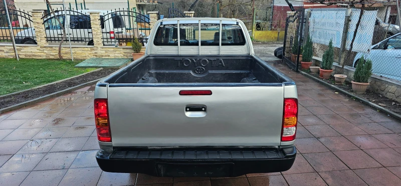 Toyota Hilux 2.5 D4D  Реални !!! 199900km !!! , снимка 3 - Автомобили и джипове - 52682575