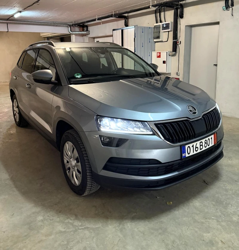 Skoda Karoq  Ambition 4x4 150 к.с , Автомат 7ск.Нови Зимни Гум, снимка 2 - Автомобили и джипове - 52955801
