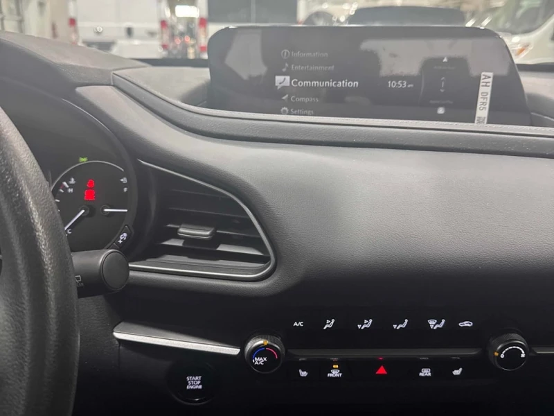 Mazda CX-30 * GX * CARFAX * БЕЗ ПЪРВОНАЧАЛНА ВНОСКА, снимка 9 - Автомобили и джипове - 52990187