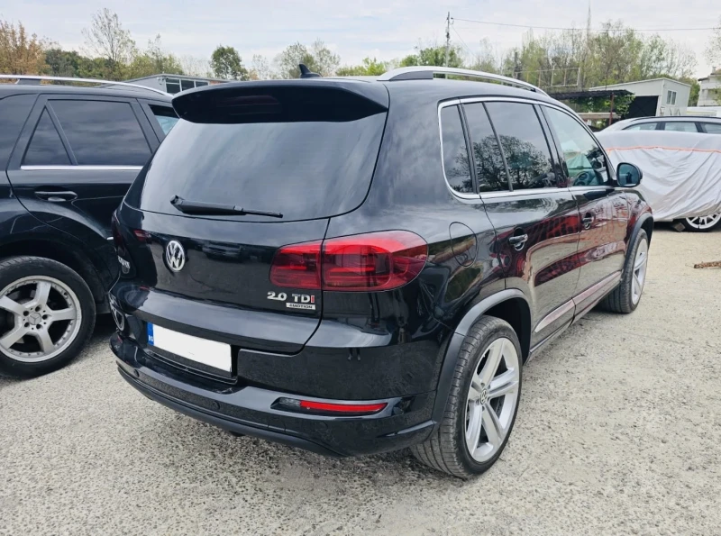 VW Tiguan 2.0TDI 177hp. 4motion R-LINE, снимка 4 - Автомобили и джипове - 53066129