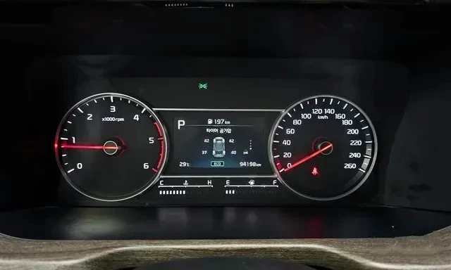 Kia Sorento 2.2 CRDI 4WD  с ВИДЕО  - изображение 7