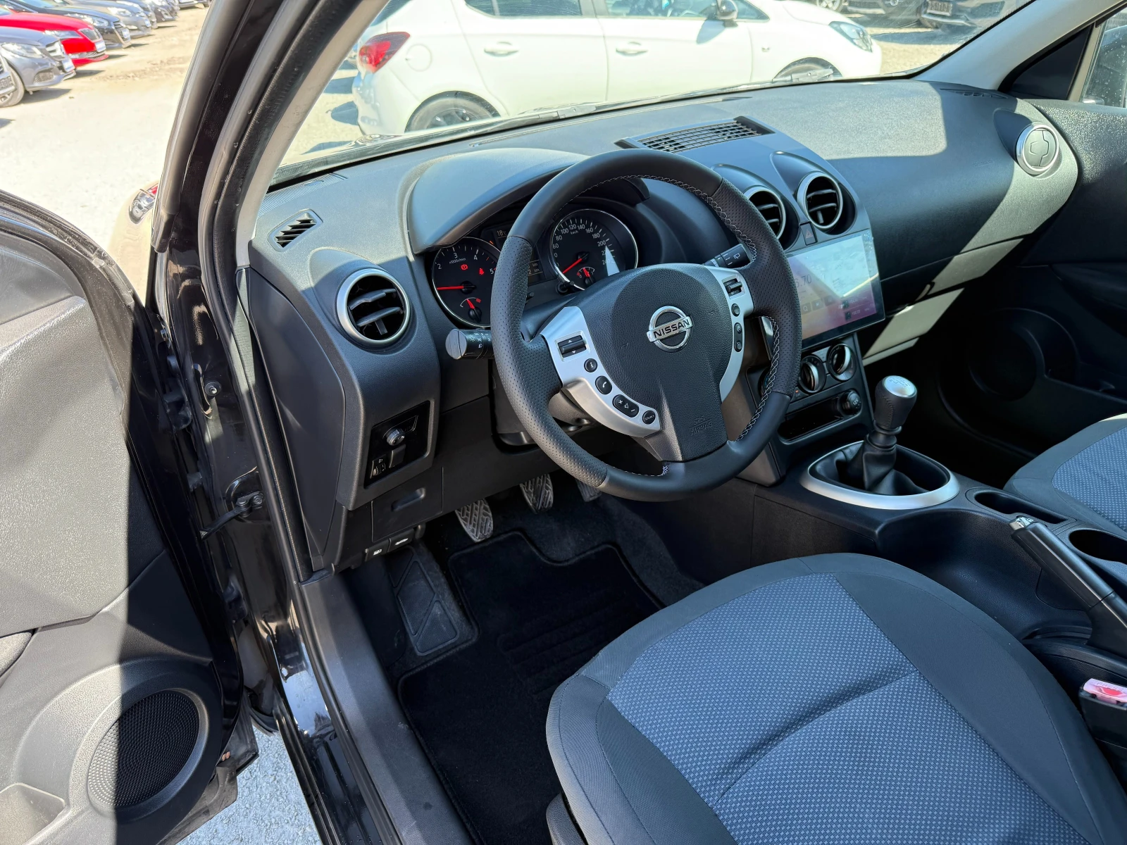 Nissan Qashqai 1.5 DCI НАВИГАЦИЯ КЛИМАТИК КАР ПЛЕЙ - изображение 9