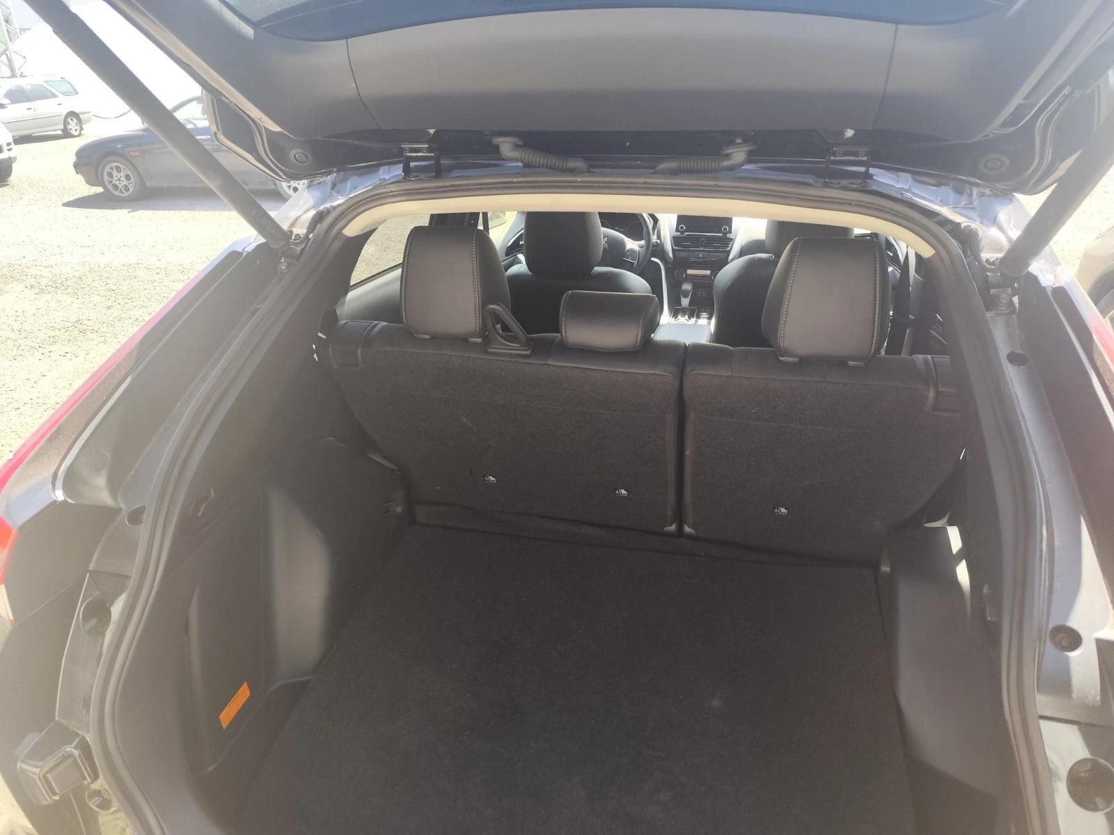 Mitsubishi Eclipse Cross 1.5  | Mobile.bg   12