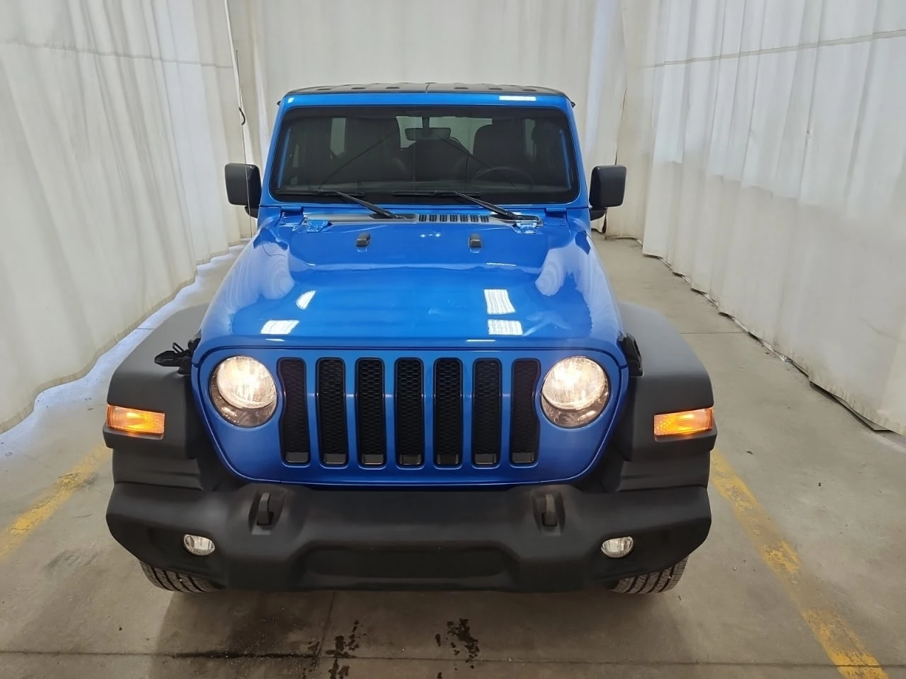 Jeep Wrangler * АВТО КРЕДИТ* ЦЕНА ДО БГ * Сервизна история *  - изображение 2