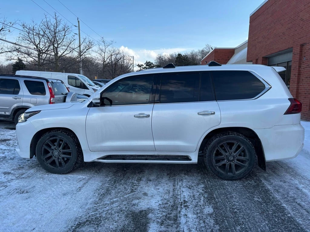 Lexus LX * 570 * CARFAX * БЕЗ ПЪРВОНАЧАЛНА ВНОСКА - изображение 2